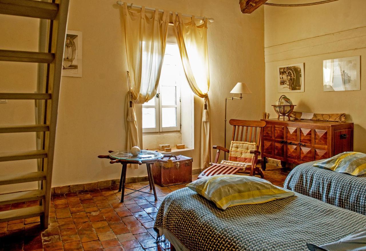 Demeure De Digoine "Chambre D'Hotes" Bourg-Saint-Andéol Exterior foto
