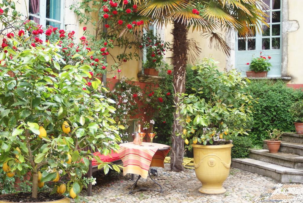 Demeure De Digoine "Chambre D'Hotes" Bourg-Saint-Andéol Exterior foto
